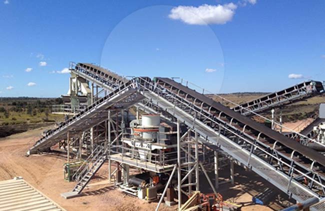 黎明河卵石成套制砂機現(xiàn)場 黎明河卵石成套制砂機現(xiàn)場