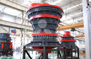 客戶(hù)來(lái)廠(chǎng)參觀(guān) HGT旋回式破碎機(jī)展廳圖