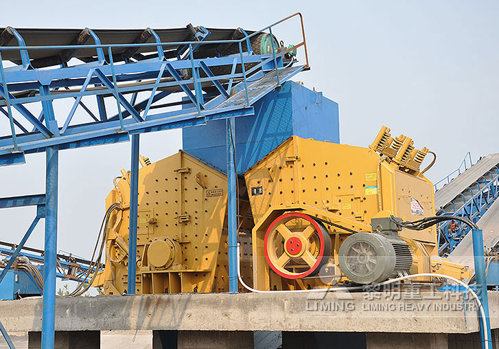 歐版反擊式破碎機